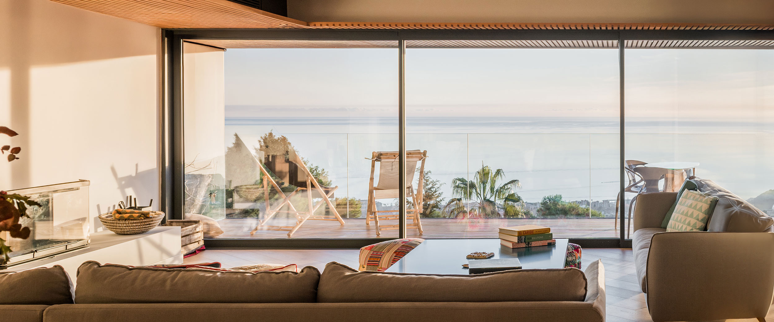 Detail of STRUGAL S150RP ILEVA aluminium framing