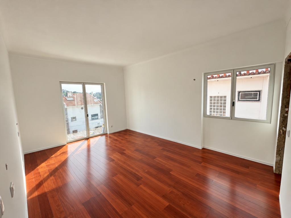 Moradia em Caxias — caixilharia Caixipronto, fotografia 6; imagem tratada digitalmente